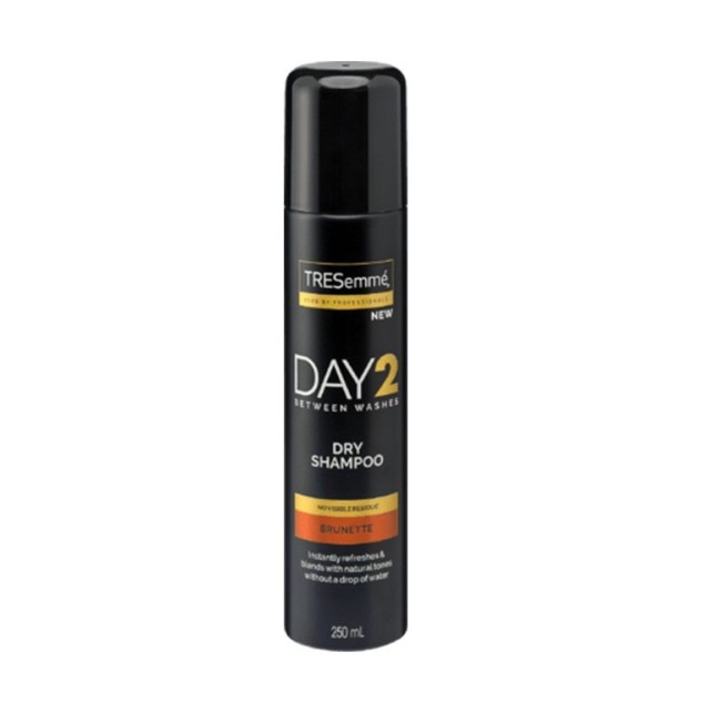 Tresemme Day 2 Brunette Dry Shampoo for Brown Hair Ξηρό Σαμπουάν Καστανά Μαλλιά 250ml